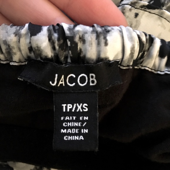 Jacob Ruffled Dress - Picture 6 of 7